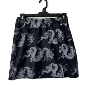 Black White Dragon Patterned Mini Skirt